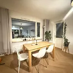 Апартаменты 101 M2 Bright Four-room Near The Center