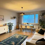 101 M2 Bright Four-room Near The Center *