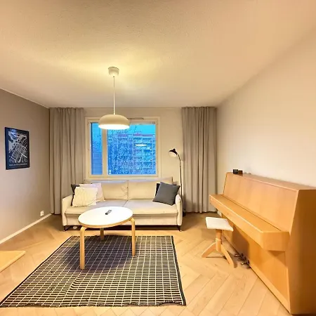 Apartment 101 M2 Bright Four-room Near The Center Oulu