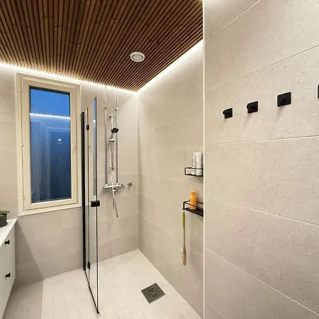 アパート 101 M2 Bright Four-room Near The Center *