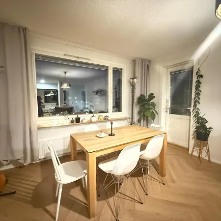 公寓 101 M2 Bright Four-room Near The Center